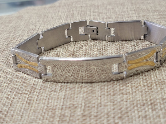 Pulsera para hombre   en  stainless steel